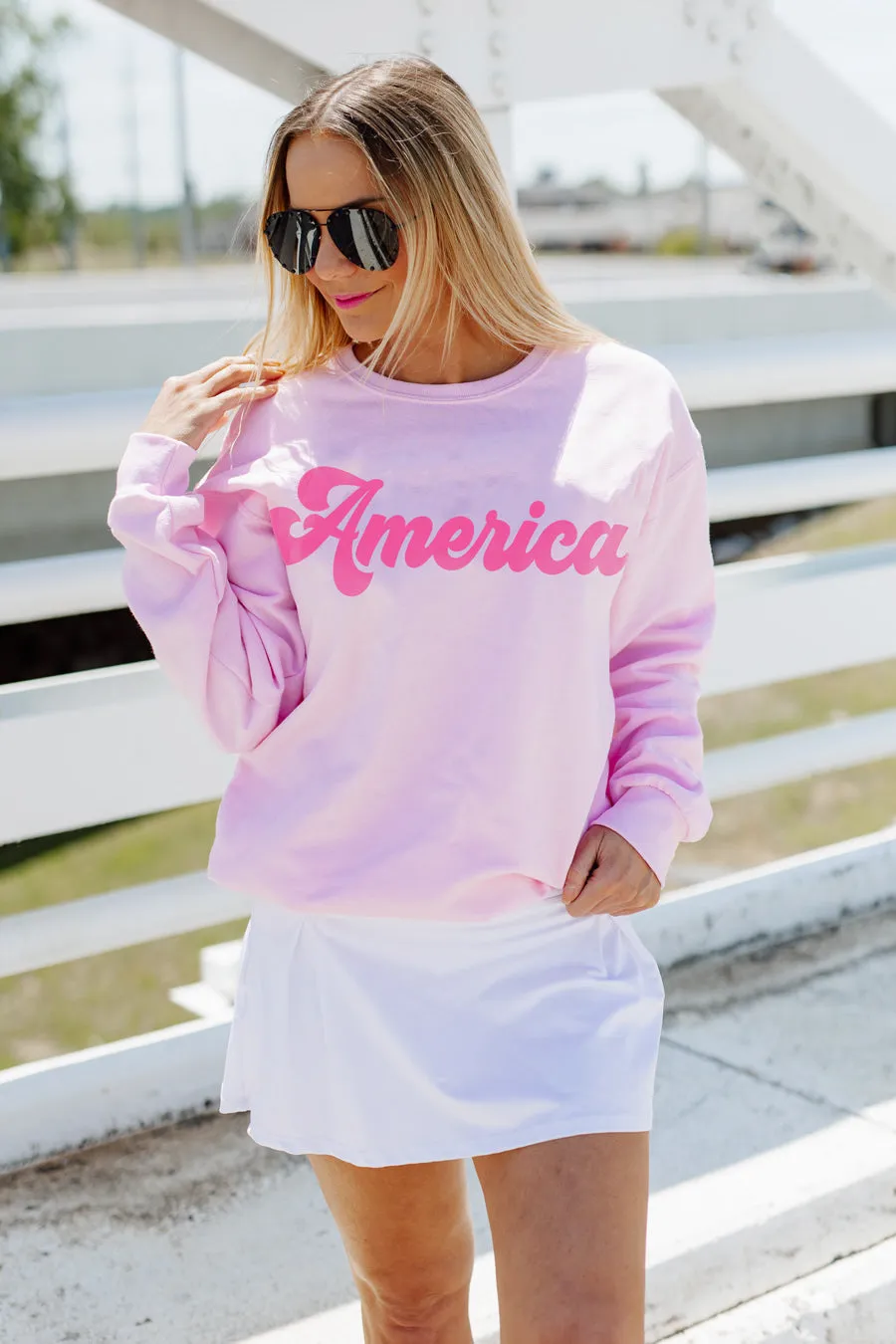 BOLD AND BRIGHT AMERICA OVERSIZED CLASSIC CREW IN LIGHT PINK